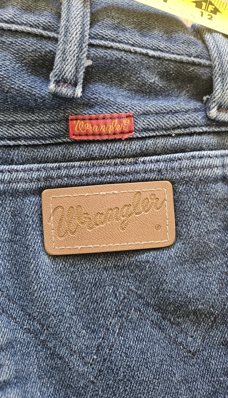 Vintage Wrangler Ultra High Rise Mom Jeans Blue 28 (14" Rise) SIZE 4
